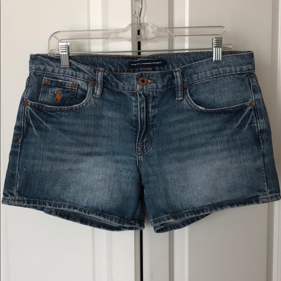 Shorts - Picture 1 of 2